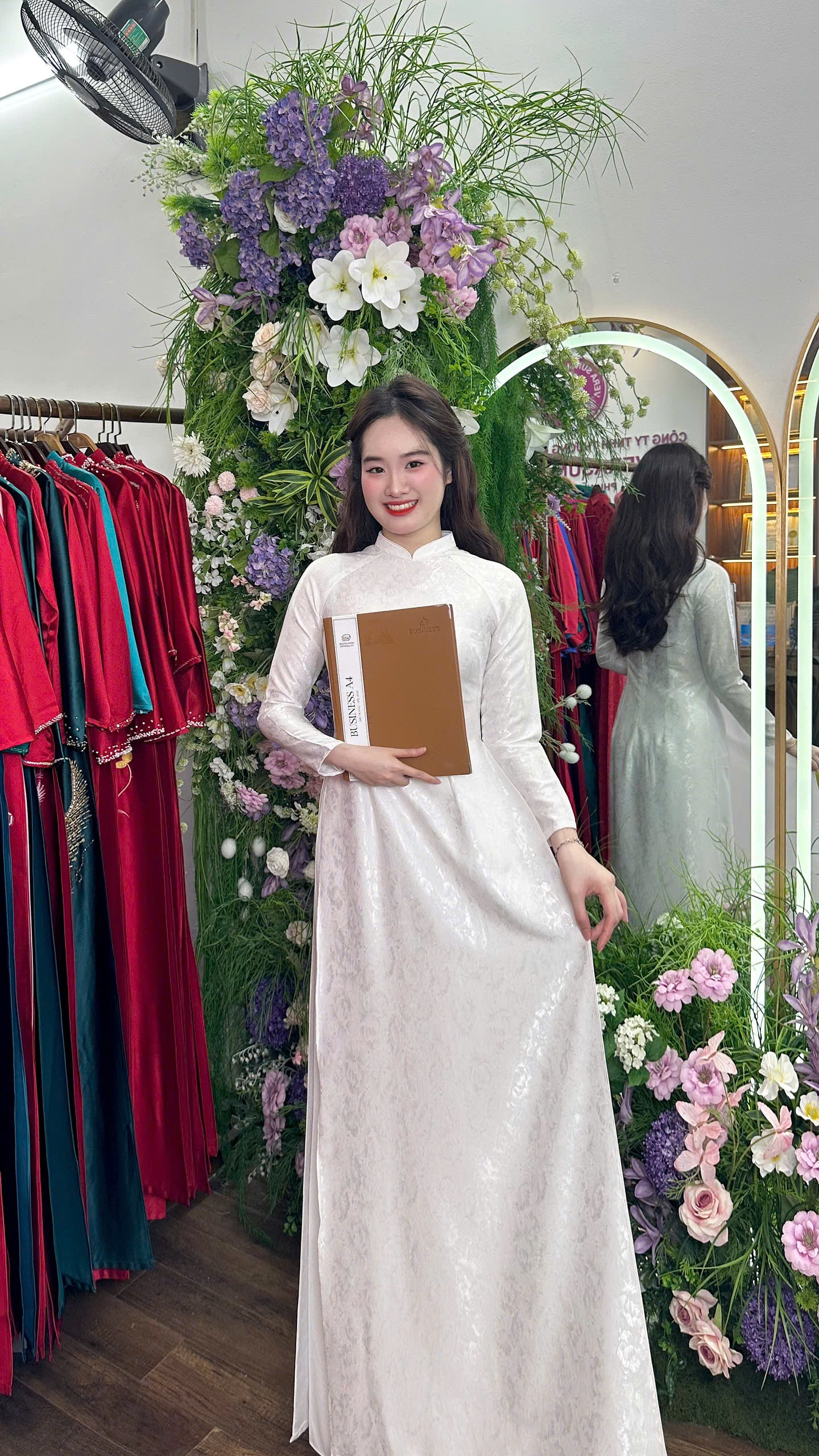 Áo dài gấm 2 tà CH04