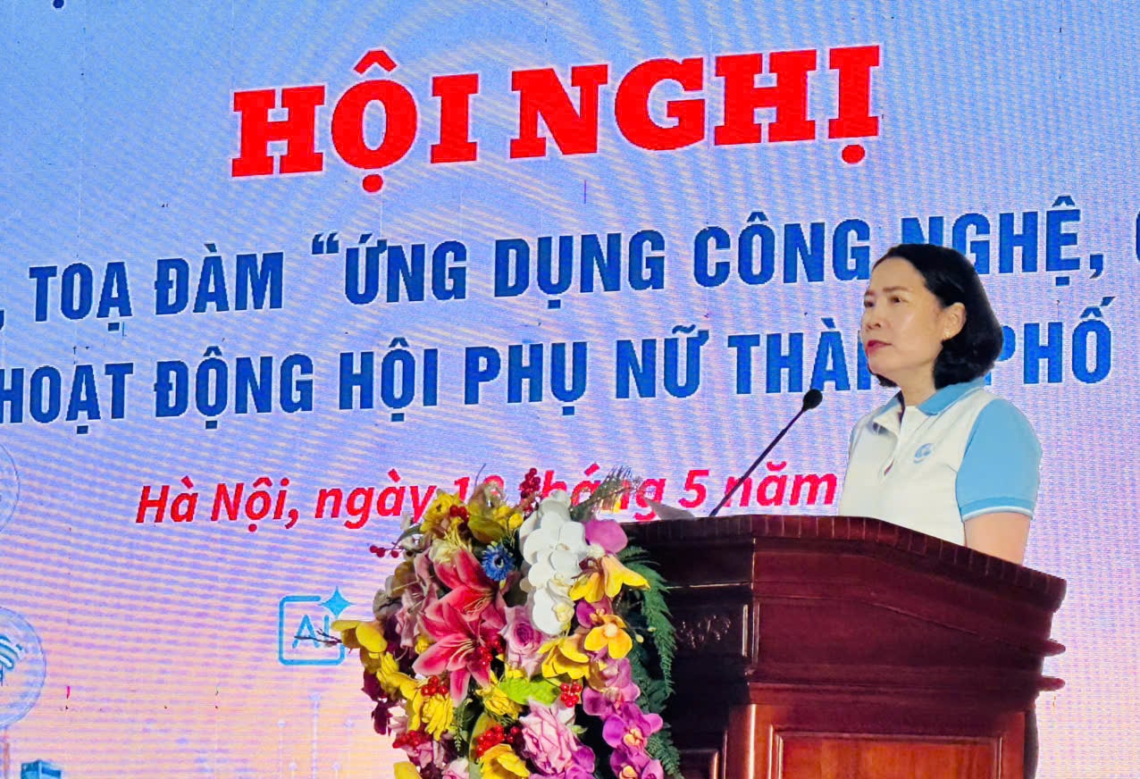 Phụ nữ Hà Nội tự tin thích ứng và làm chủ công nghệ số