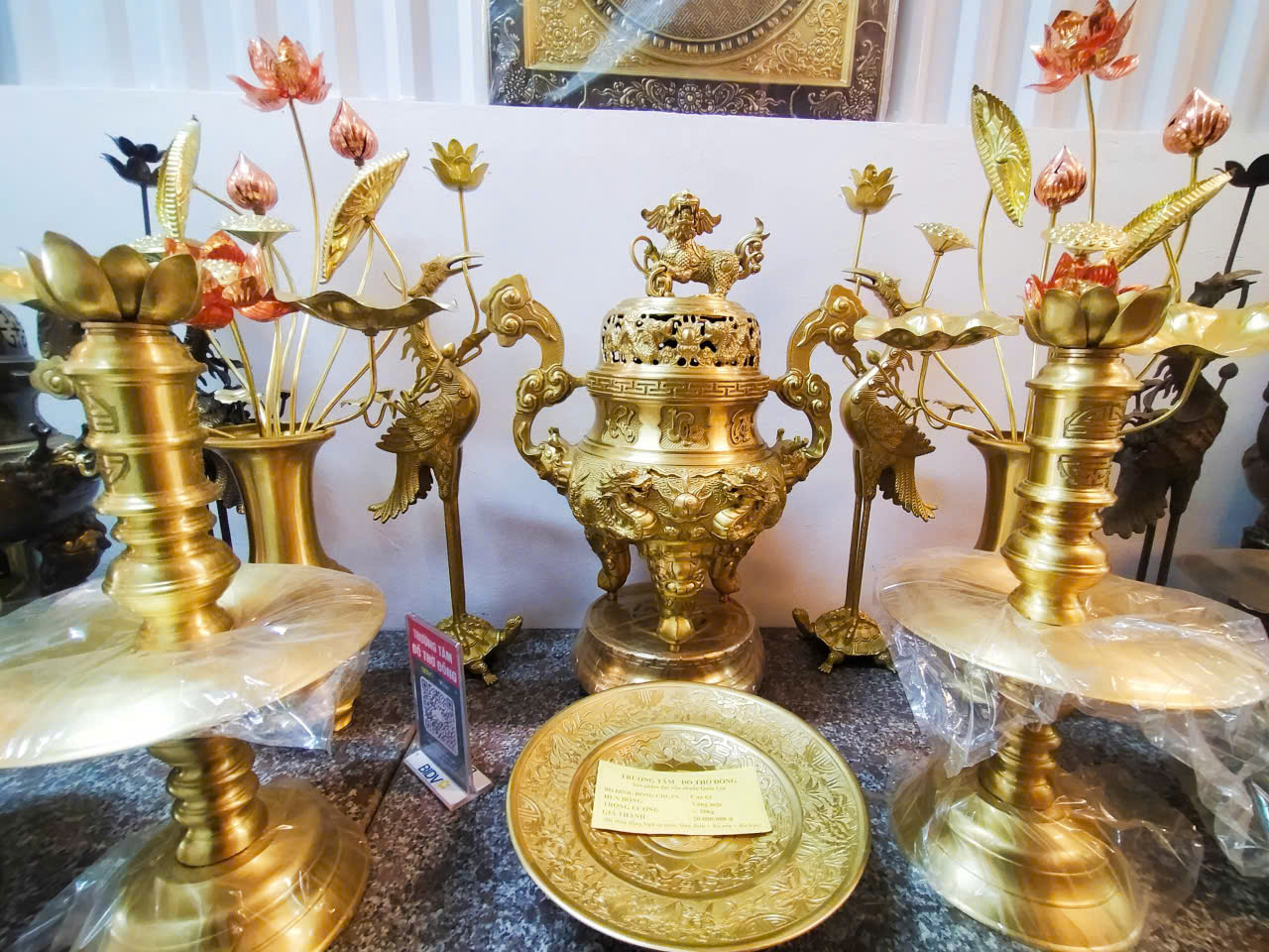 Bộ đỉnh đồng chuẩn hun bóng