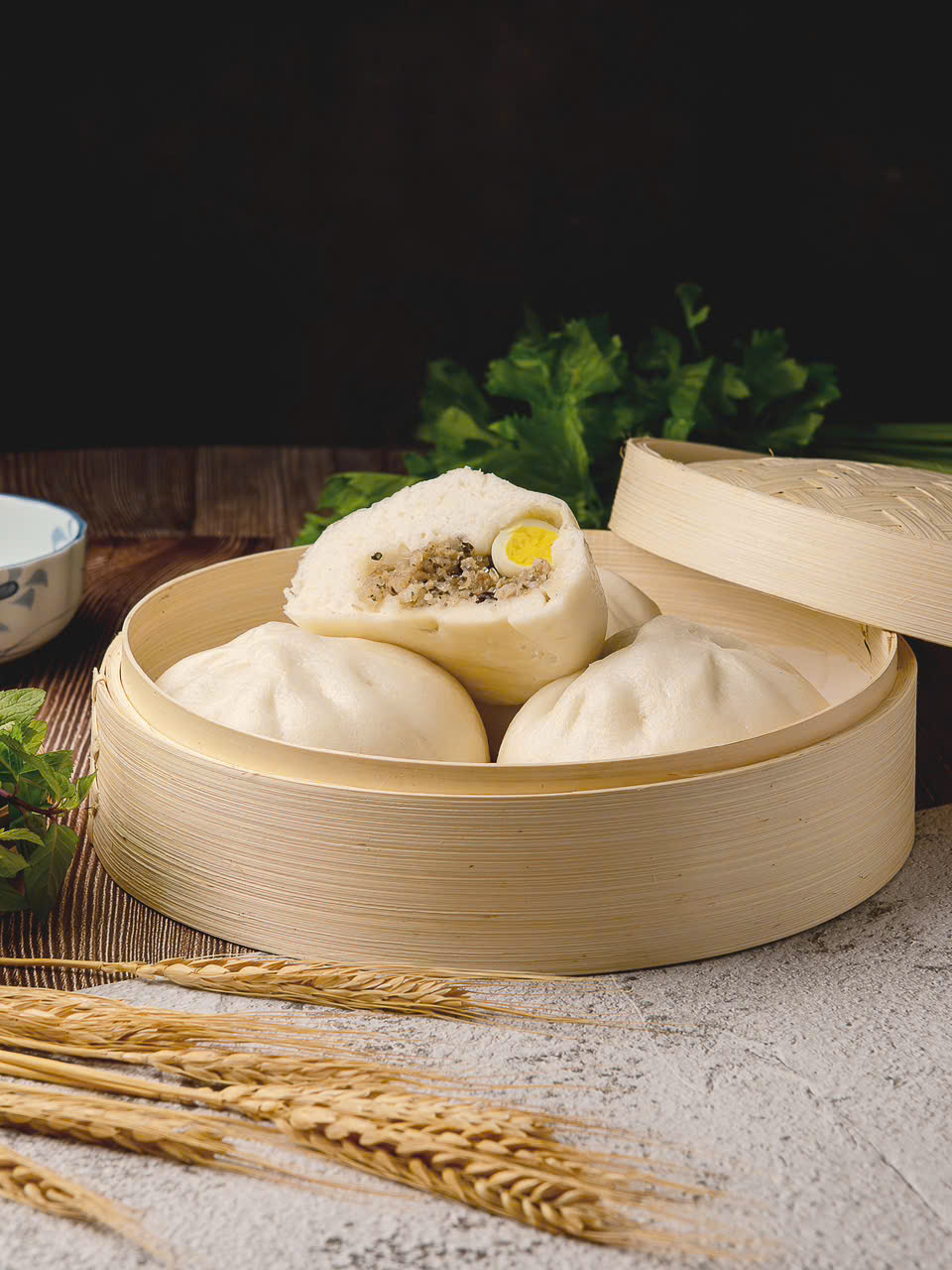 Bánh bao sữa mộc nhân thịt 2 trứng cút truyền thống hộp 4c